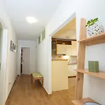 Apartament Doris *
