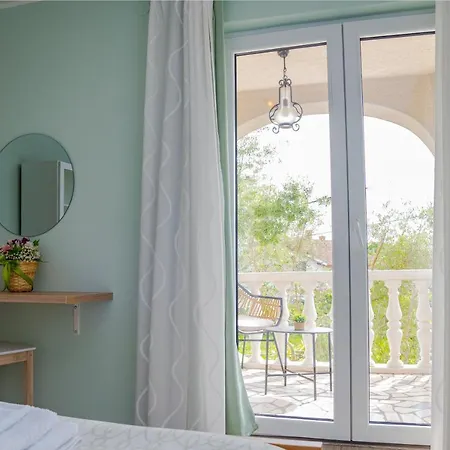 アパート Doris