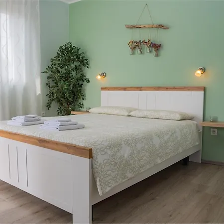 Doris Apartment *